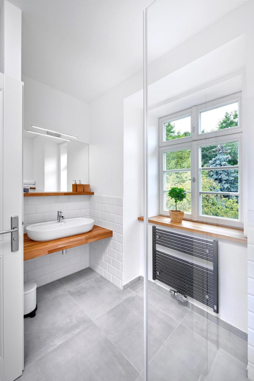 Downtown Suites Mala Strana Прага Екстер'єр фото